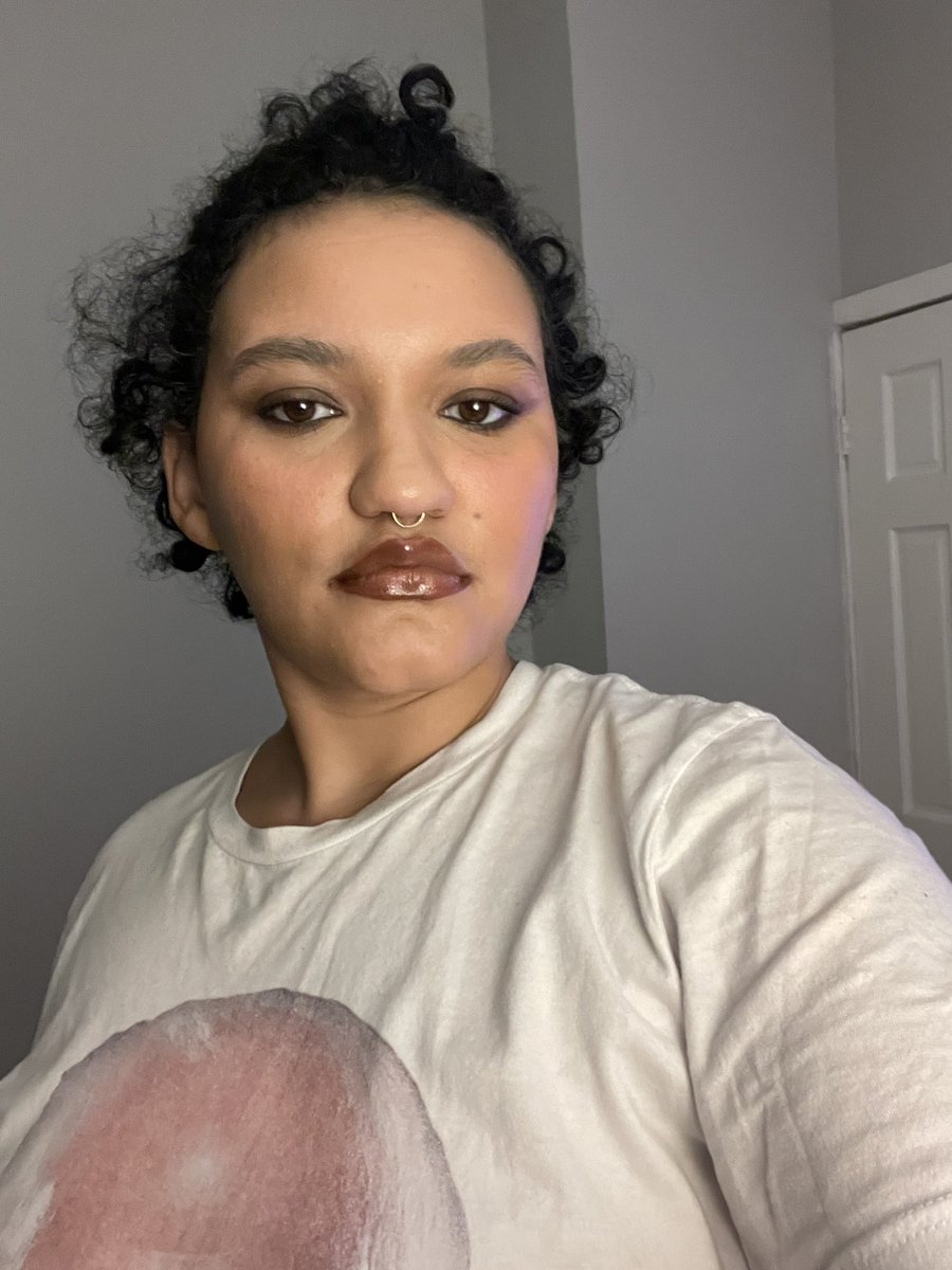 Lorelai MILFmore tweet media