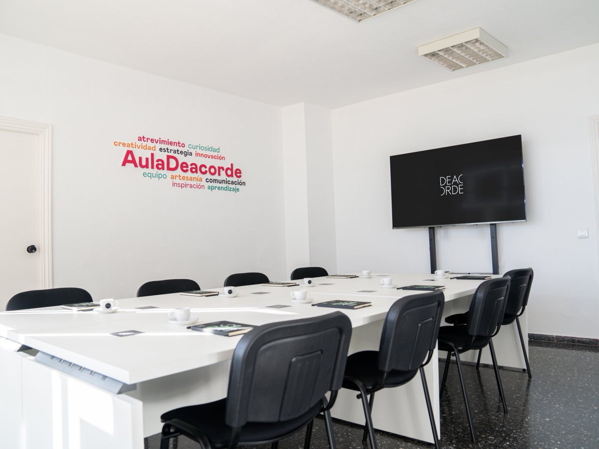 Deacorde Agency tweet media