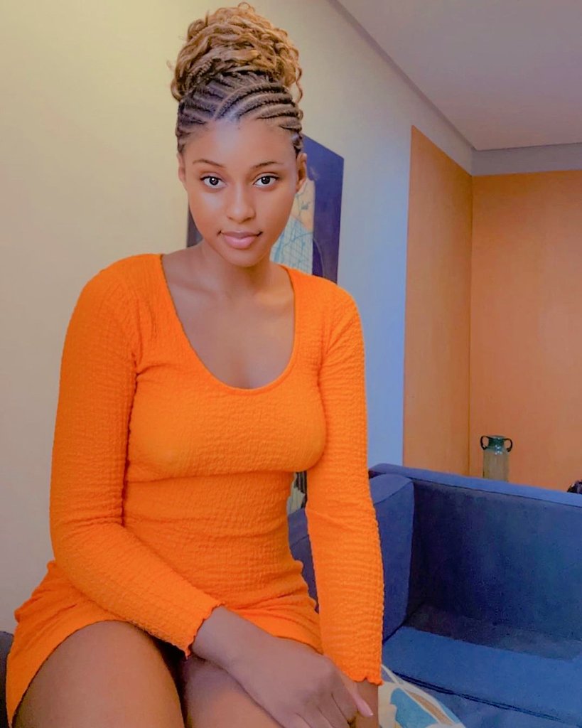 Can I give you my number we chat on WhatsAp🥺