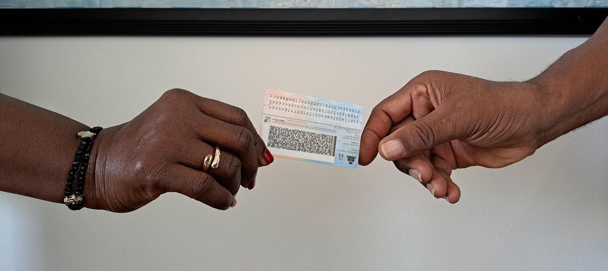 #Démocratie | A 🇭🇹,  des millions de personnes vivent sans existence légale, privées de papiers d'identité. Cette omission a un impact majeur sur leur qualité de vie. Pour y remédier, nous accompagnons un projet avec <a href="/expertisefrance/">Expertise France</a>. 

🔎A lire ici : bit.ly/3XpvIcN