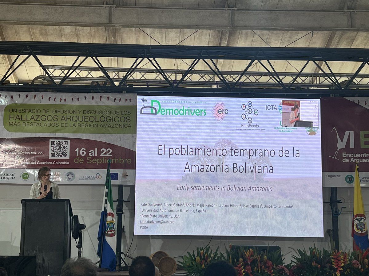 Nos movemos a Bolivia con la ponencia de Kate Dudgeon del proyecto @DEMODRIVERS_ERC 
#EIAA2024 #LASTJOURNEY #GUAVIARE <a href="/LASTJOURNEY5/">LASTJOURNEY</a> <a href="/UniofExeter/">University of Exeter</a> 
LiveFeed:
facebook.com/share/v/R6ChDJ…
