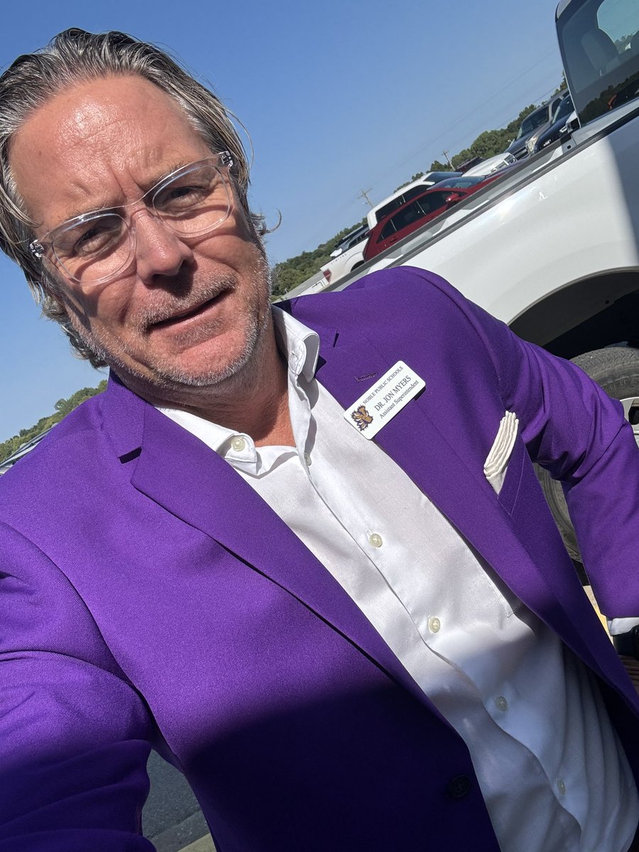 Feeling a little festive on this Monday morning.  Thanks <a href="/AmyersAmanda/">Amanda</a>