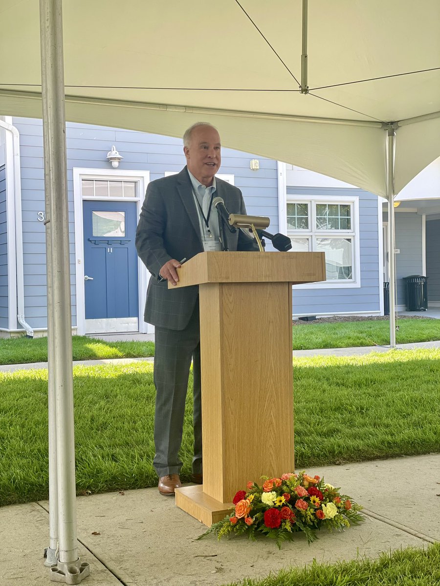 theNetworkNY's tweet photo. Congratulations to Network Board member Ralph Fasano @concernhousing &amp; Greta Guarton, Long Island Coalition for the Homeless, the staff and tenants, on the 10 year anniversary of the Amityville Community Resource Center  &amp; Liberty Village supportive housing! https://t.co/FmI0ZaI7w9