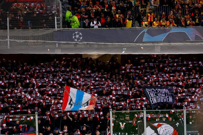 Voetbal Ultras tweet media