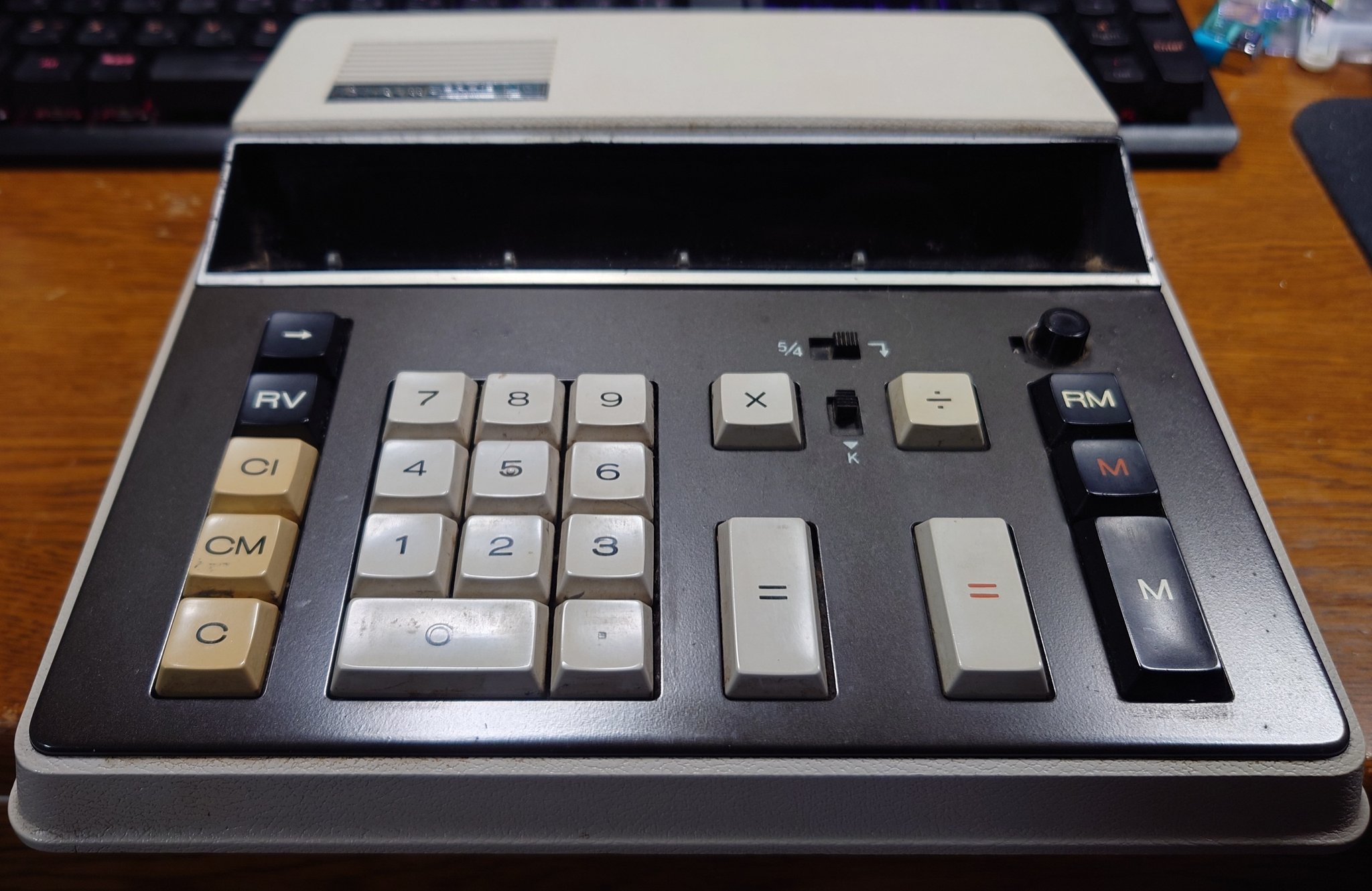 canola L121 ニキシ–管電卓