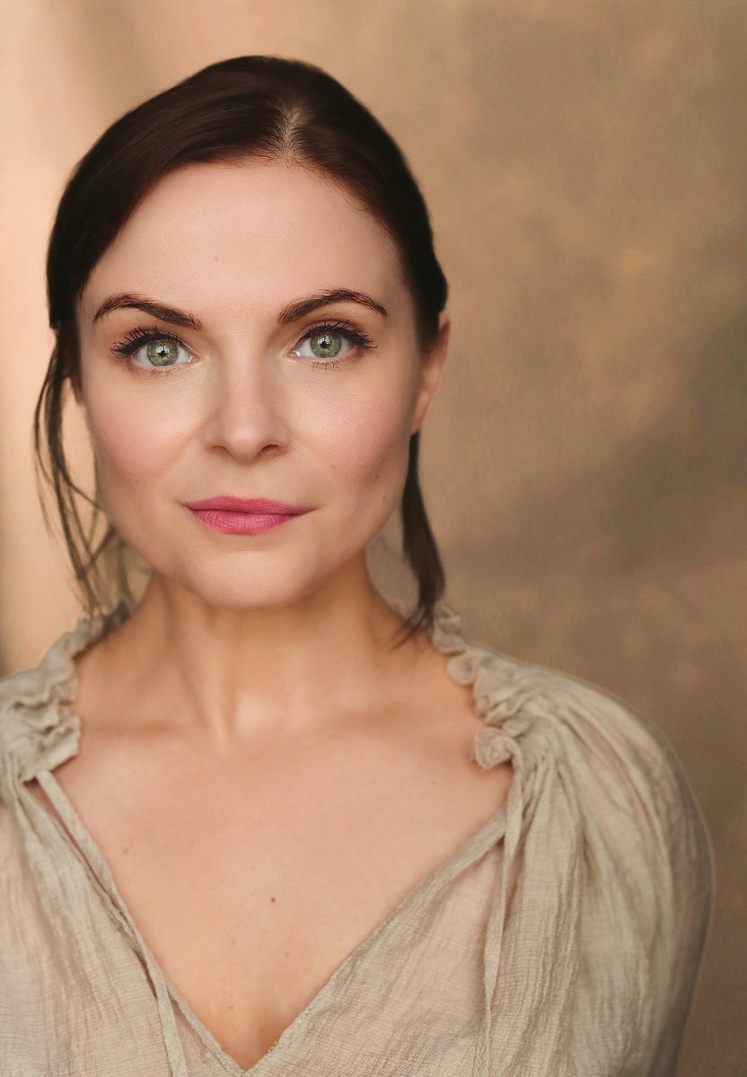 Gemma Sutton tweet media