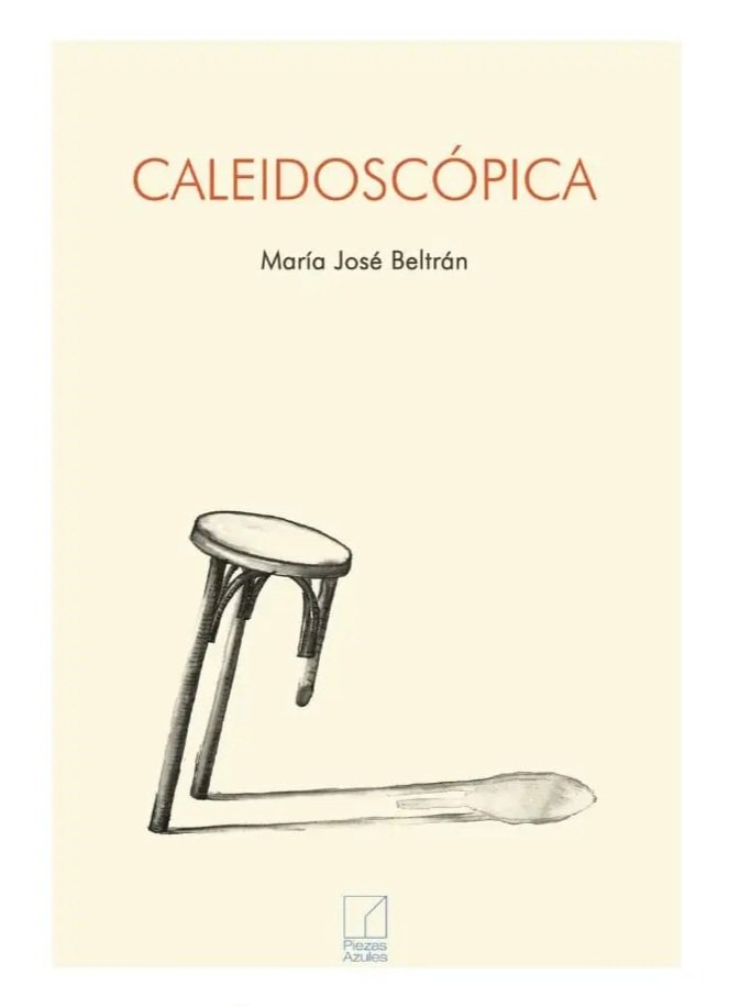 Amig@s, ⚡️el viernes 11 de octubre presentamos Caleidoscópica.

⚡️A las 18:30 h en la Biblioteca Eugenio Trías (Parque del Retiro).

⚡️En la compañía de Hermelando B M, Eloy Tizón, Vanessa Simonka y Patricia Lodín. 

 Se puede solicitar en preventa✒️🤗. 
piezasazuleseditorial.com