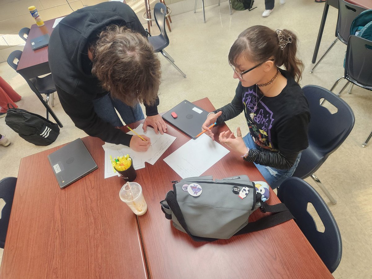 RCSHSMrCharles's tweet image. Our history class is diving deep into the domestic issues of the 2000s! We&apos;re using the jigsaw method to explore the recession, housing bubble, Wall Street failures, unemployment, and government bailouts. 🏛️💰 @KEDCGrants #HistoryClass #JigsawActivity