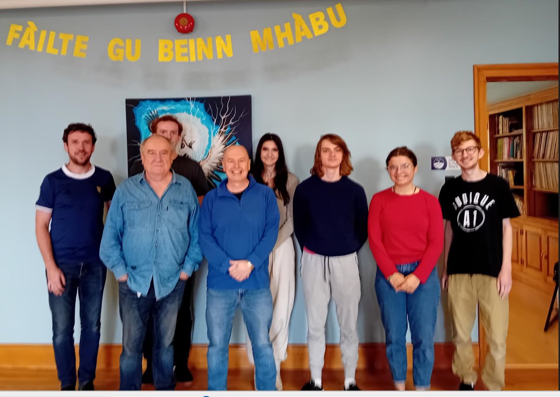 Mo thaing do mhuinntir Bheinn Mhàbu a chur fàilte bhlàth orm o chionn ghoirid agus a thug cothrom dhomh bruidhinn air "Gaelic Futures: Culture, Society and Utopia" sa cholaisde aca. #Gàidhlig #NovaScotia #Beinnmhàbu #Capebreton <a href="/GaelicCollege/">Colaisde na Gàidhlig</a>