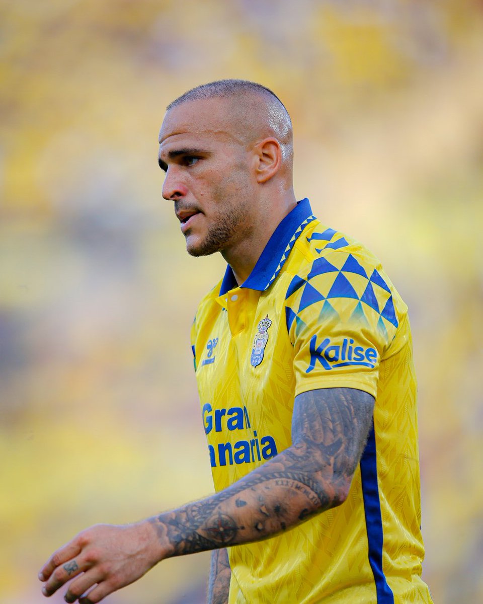 Jodido por el resultado final, pero confío totalmente en mi equipo. A seguir trabajando duro para el próximo partido.
Gracias afición 💛💙