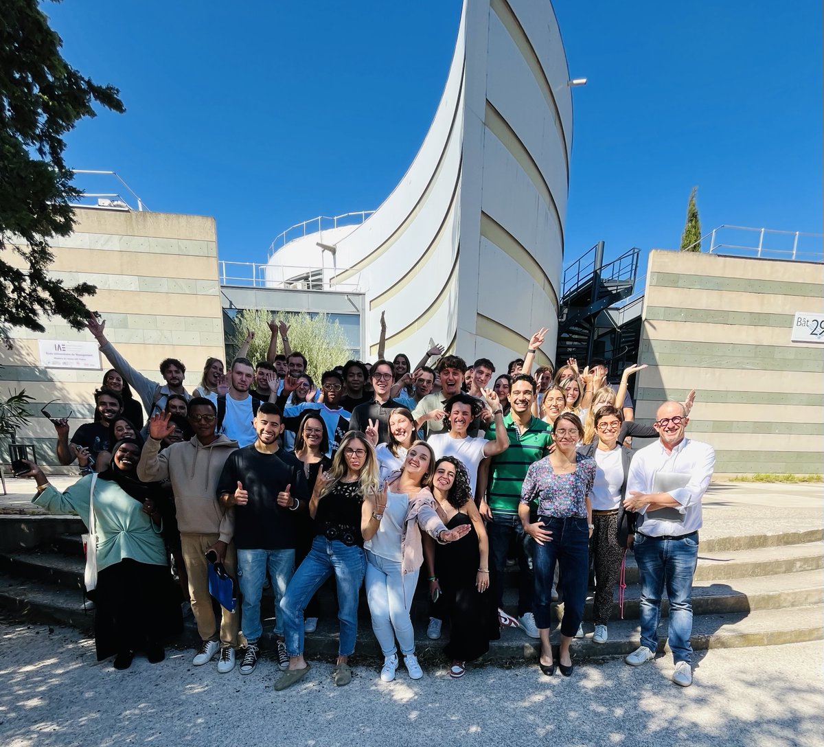 IAE Montpellier (@iae_montpellier) on Twitter photo ✨ Toute l’équipe de l'IAE Montpellier souhaite une excellente rentrée aux étudiants des Masters Management de l'Innovation !
ℹ️ + d'infos sur nos formations : iae.umontpellier.fr/fr/institut/en… #backtoschool #IAE #LetsGo
@umontpeller <a href="/IAEFRANCE/">IAE FRANCE</a> ✨ Toute l’équipe de l'IAE Montpellier souhaite une excellente rentrée aux étudiants des Masters Management de l'Innovation !
ℹ️ + d'infos sur nos formations : iae.umontpellier.fr/fr/institut/en… #backtoschool #IAE #LetsGo
@umontpeller <a href="/IAEFRANCE/">IAE FRANCE</a>