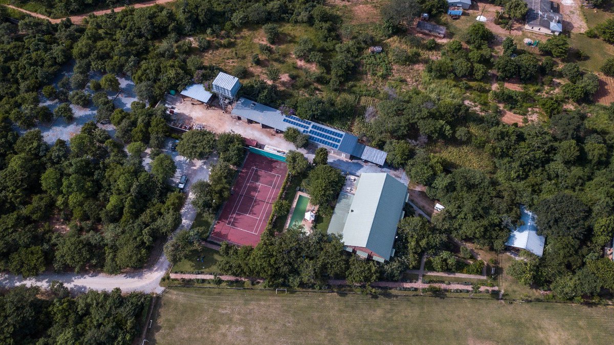 ForestFoxdale's tweet photo. Happy Monday from #FoxdaleForest! 

Are you looking to invest in Zambia? This week, let’s help you take the next step in your journey to land ownership! 

Learn about the land investment process in Zambia with our step-by-step guide to navigating the legal landscape: https://t.co/XUegOawZwi

Get in touch today at +260 975 116 755 / 0965116755 or email info@foxdaleforest.com. #LifeInAnOasis

#BuyLand #LandForSale #InvestmentProperty #RealEstateInvestment #PrimeLandInLusaka #BuyLandInZambia #BuildYourDreamHome
