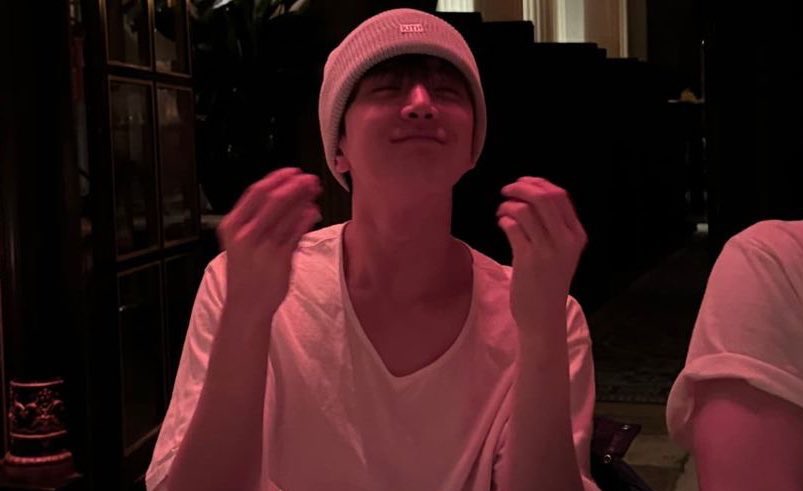 intolued's tweet image. ㅤ

           9월 16일        진지      ⭑.ᐟ    SNS.⠀ 

           ❝  finally  had  a  hearty meal 
           after  indulging  in  fast  food
           for   the   past   few   days.  ❞ ⠀ 

ㅤ