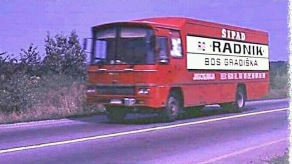 ISTRAŽIVANJE JAVNOG MNIJENJA
GRAD GRADIŠKA
Period istraživanja: 10.09-14.09.2024
Uzorak : 450 ispitanika 
Pol
Muškarci : 227
Žene: 223
Starosna dob: 43.8 godina

Nivo pouzdanosti: 94.5% 

KOGA BISTE PODRŽALI ZA GRADONAČELNIKA GRADIŠKE?

ZORAN ADŽIĆ                  38.9%