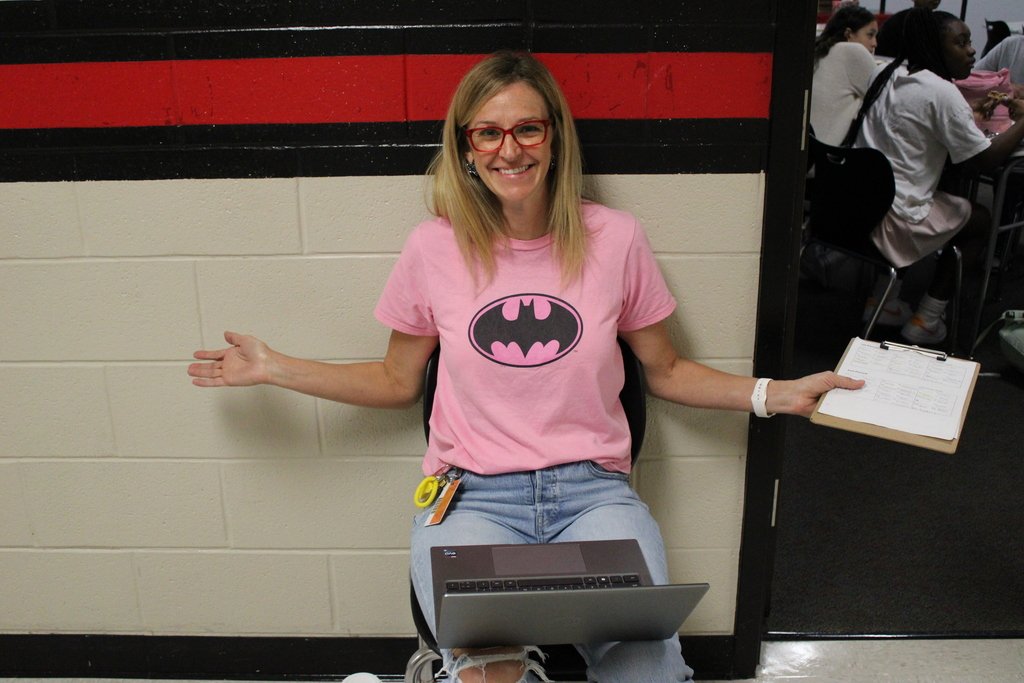 Superhero Day today at WMS, staff and students showing their commitment all around campus this morning.  Way to be ELITE!!! 

 #BeEliteWMS #RTBWMS #ShineOn
