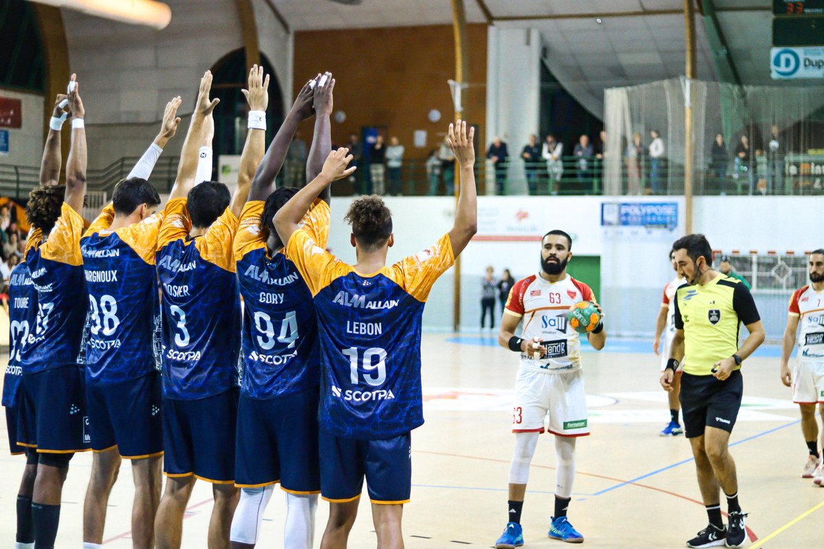 ussainteshb's tweet photo. 𝗡𝟭 𝗙𝗲́𝗱𝗲́𝗿𝗮𝗹𝗲 | 𝗥𝗲𝘁𝗼𝘂𝗿 𝗲𝗻 𝗶𝗺𝗮𝗴𝗲𝘀 📸🔥

Retour en images sur la victoire 33 à 32 face au Martigues Handball - MHB au Gymnase du Grand Coudret samedi 14 septembre. 

𝙋𝙧𝙤𝙘𝙝𝙖𝙞𝙣𝙚𝙨 𝙧𝙚𝙣𝙘𝙤𝙣𝙩𝙧𝙚𝙨 : 

21/09 | ✈️ | Tremblay en France Handball 2 https://t.co/bDO8V05e0b