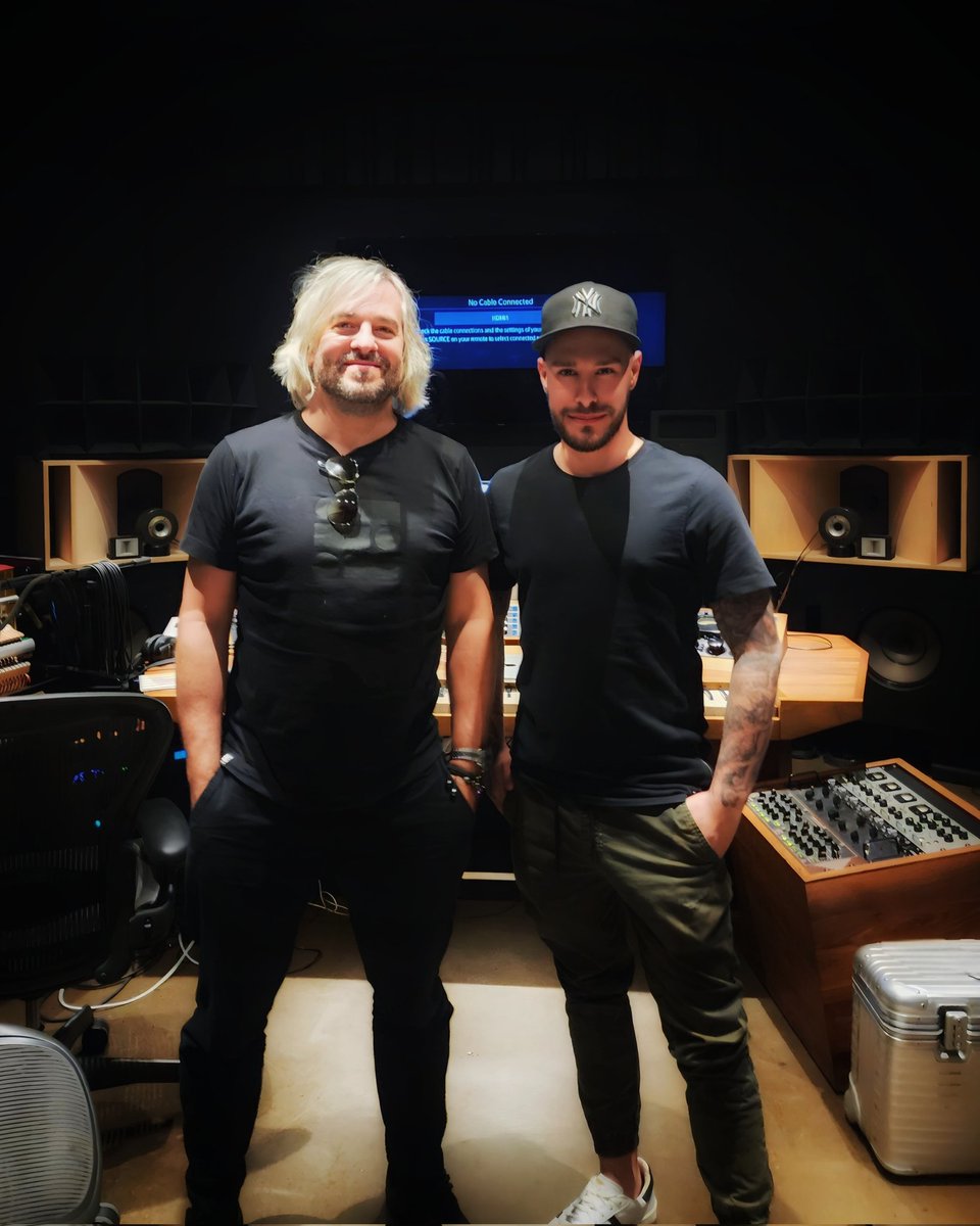 Chris Element ᅠᅠᅠᅠᅠᅠᅠ ᅠᅠᅠᅠᅠᅠᅠᅠᅠᅠᅠᅠᅠᅠᅠᅠᅠᅠᅠᅠᅠ (@itschriselement) on Twitter photo With the legend <a href="/HannesBieger/">Hannes Bieger</a> . Thanks for the tips & for your valuable insight 🙏
Samuel Laflamme Thanks for having us in your beautiful studio ! Looking forward to returning 🎼 With the legend <a href="/HannesBieger/">Hannes Bieger</a> . Thanks for the tips & for your valuable insight 🙏
Samuel Laflamme Thanks for having us in your beautiful studio ! Looking forward to returning 🎼
