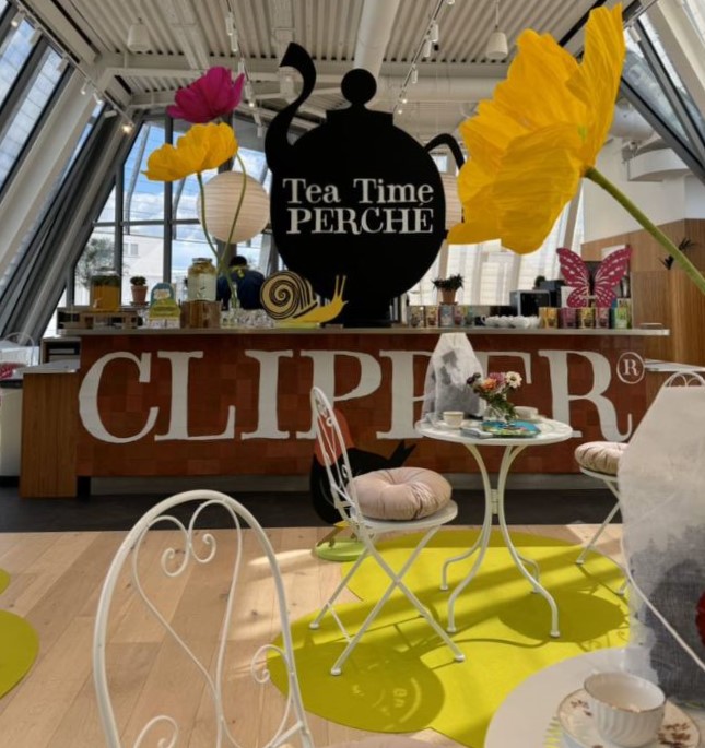 Ce week-end c'était #TeaTime perché pour <a href="/clipperteas/">Clipper Teas</a> France. L'occasion de prendre le temps tout en contemplant Paris à nos pieds😍