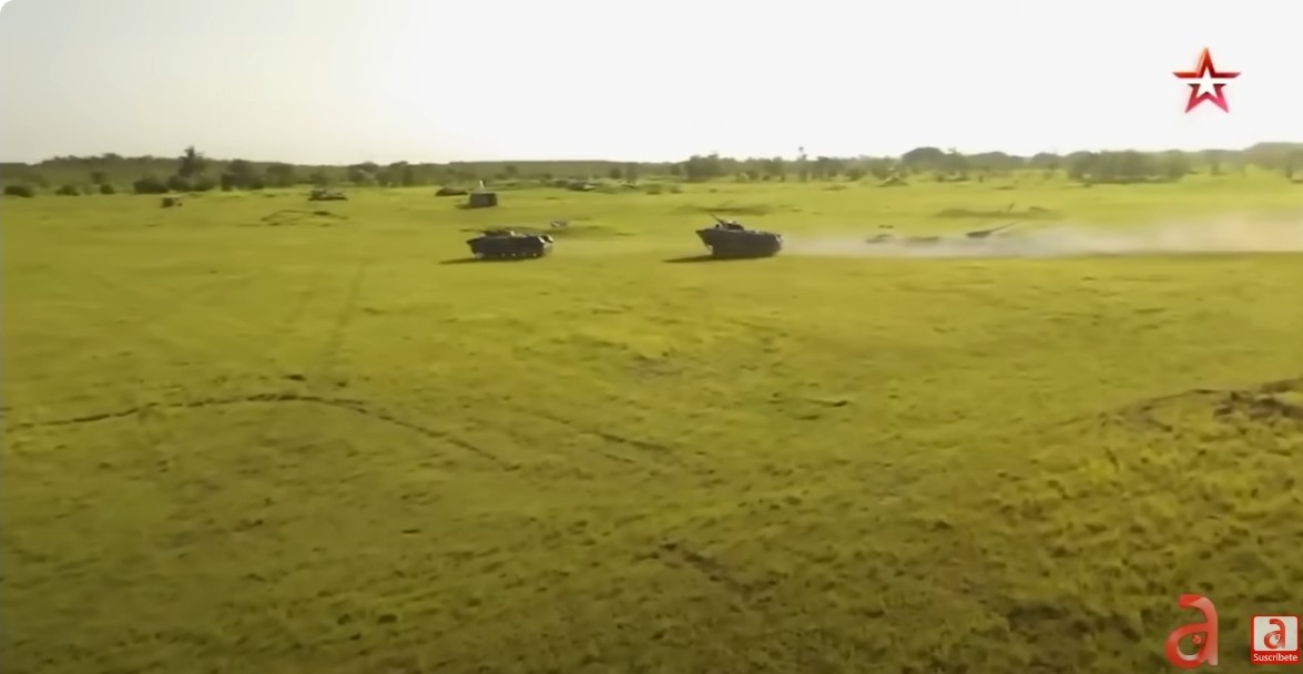 tom_nachtrab's tweet photo. 🇨🇺 Rarely seen Cuban Revolutionary Army BMD-1 Airborne Infantry Fighting Vehicle. A small number seems to be kept in operational condition.
#Cuba #CubaArmy #EjércitoRevolucionario #EjércitoCubano #BMD1 https://t.co/miadty8pVr