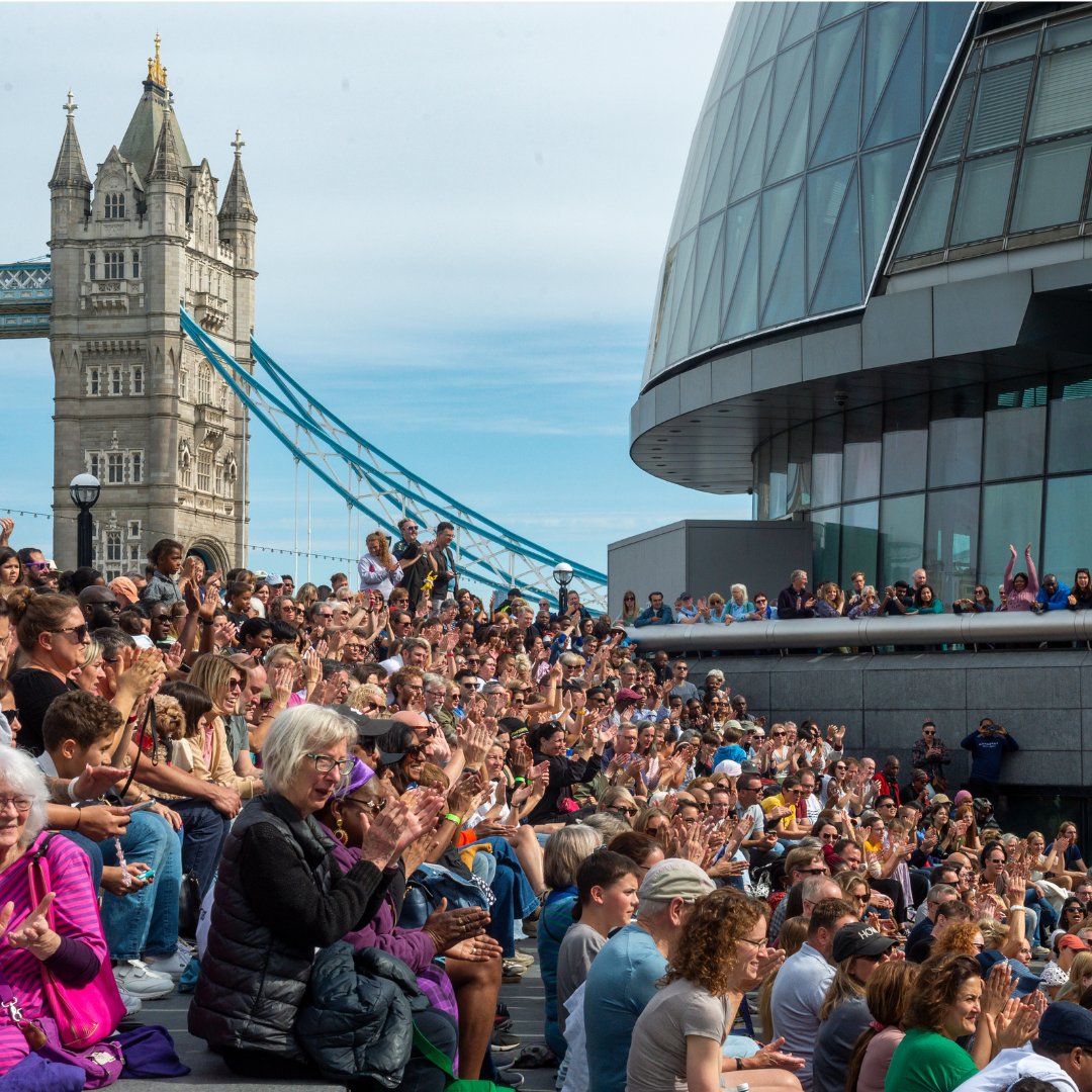 WaterAidUK's tweet photo. Hundreds of you raised your voices for us on Sunday and it was GLORIOUS! πΆ
This year's #SingForWater took place at Tower Bridge, where choirs came together to express themselves through song β raising over Β£28,000 to support our work in Rwanda in the process.
@ThamesFestTrust https://t.co/wLaCGi2jaB