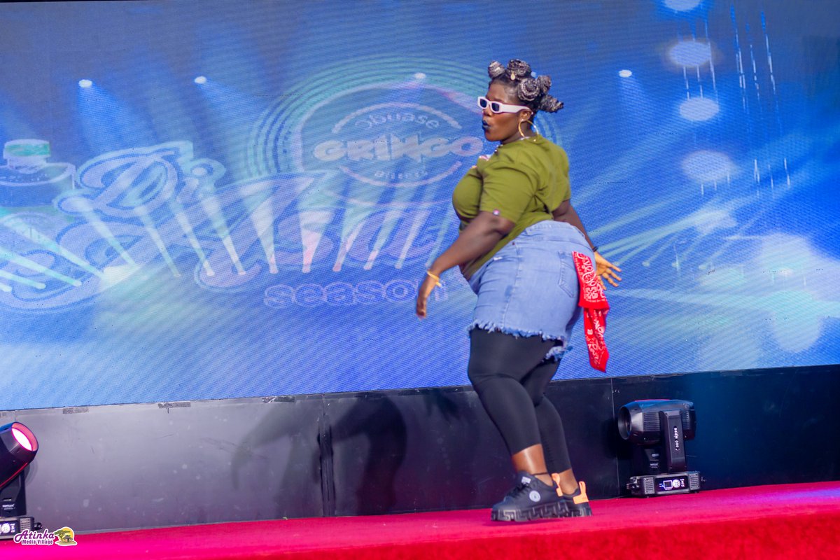 atinkatvgh's tweet photo. Shots from DiAsa
#DiAsa Oooo #DiAsa....Shake Shake Body 💃👯‍♂️
#ObuaseGringoBitters #DiAsaSeason8 #atinkatv #AtinkaMediaVillage

Hajia Bintu Otumfour Electoral Commission Ship Dealer Inaki Williams Sportybet King Paluta Mmoa Chosen Mahama https://t.co/Tu0GtXVALO