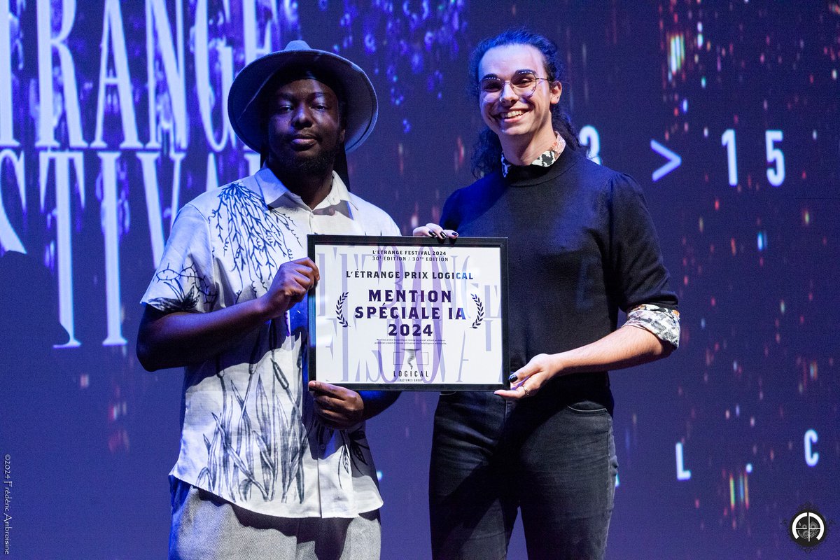 LogicalPictures's tweet image. Retour en images sur la soirée de clôture de @etrangefestival 2024 ce 15 septembre à Paris avec l'annonce des lauréats de L'Étrange Prix Logical, concours d’écriture de films de genre francophones créé cette année par Logical Pictures Group. Et les lauréats sont... 🥁👇