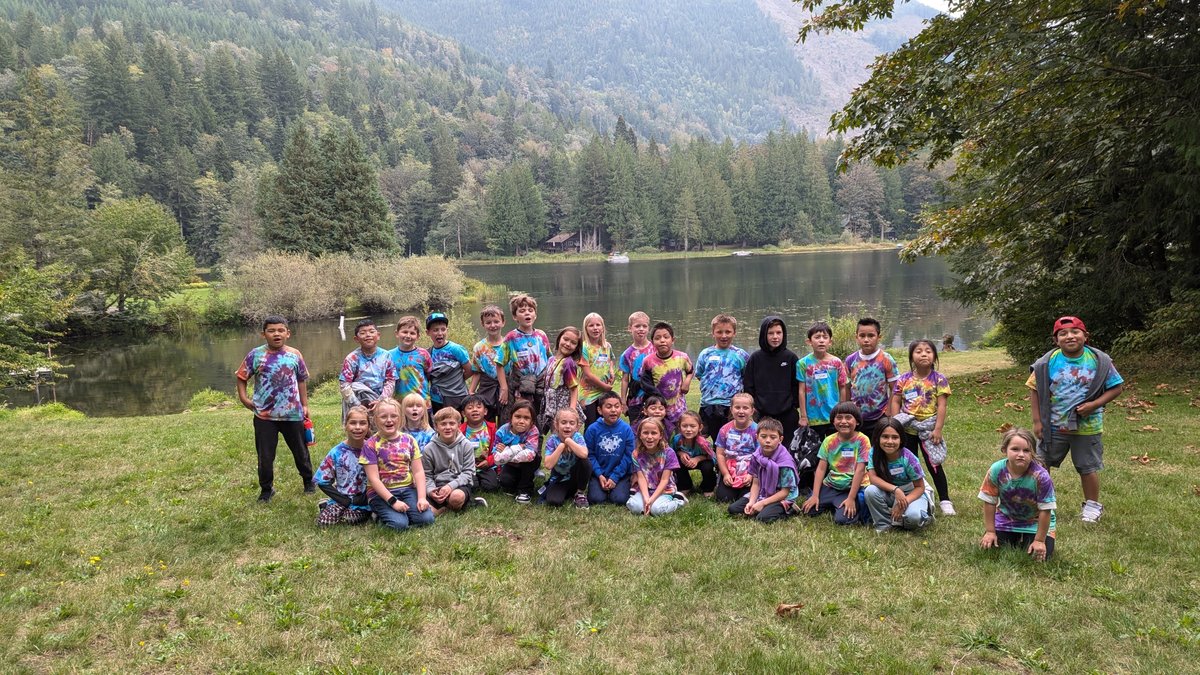 NVSchools's tweet photo. Second graders at Everson Elementary took a field trip to Silver Lake Park. The students hiked, observed plants and even enjoyed s’mores. For many of the students this was the first time at the park, on a hike or even tasking s’mores. https://t.co/CYS5gzVQqU