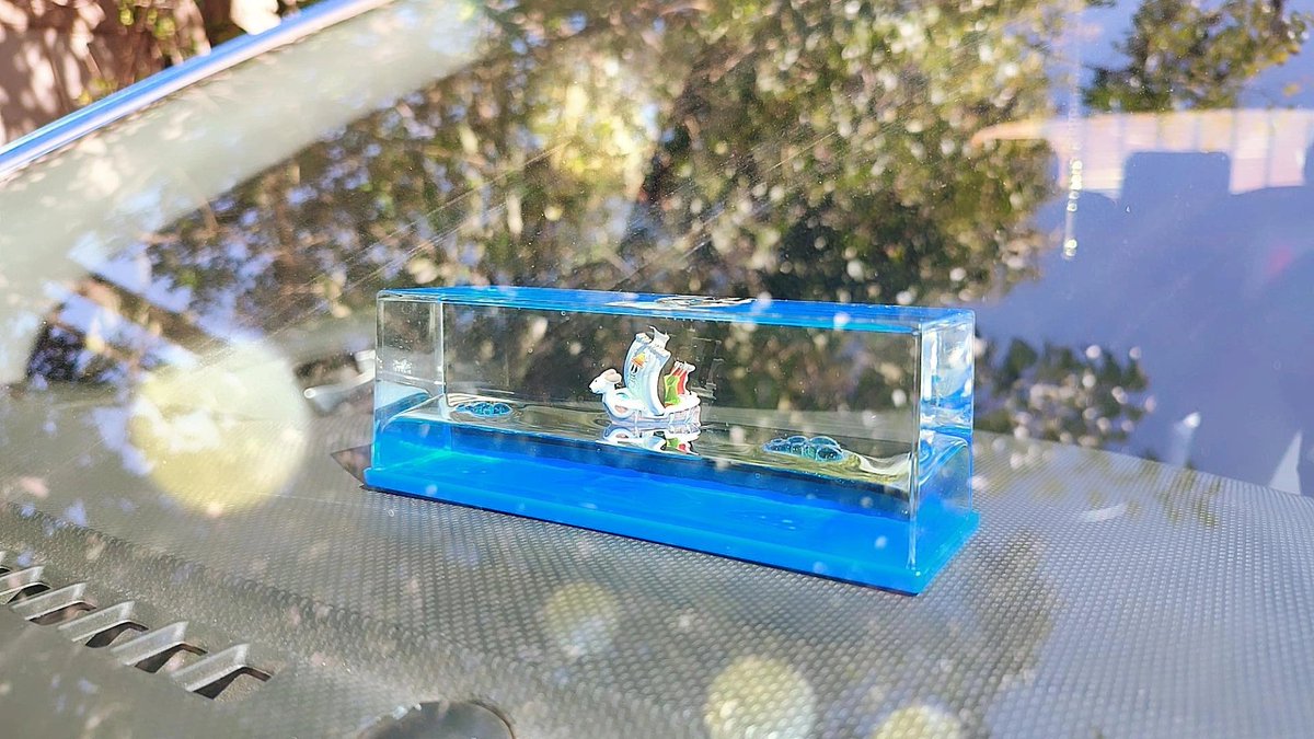 Alfin lo pude pegar y quedo muy cute💕💕✨✨