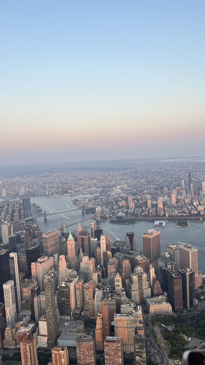 mofareh296's tweet photo. New York https://t.co/tERCgCWUE3