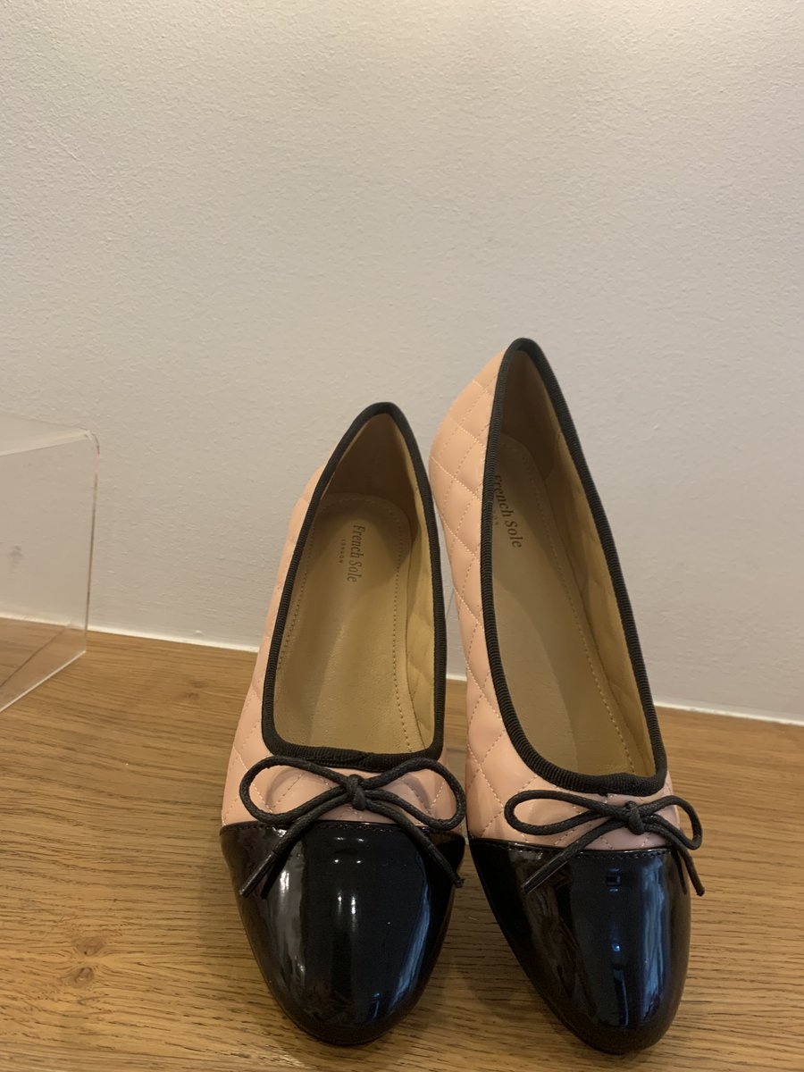 letbelewi's tweet photo. Brand New French Sole Pink Quilted Leather Ballet Flats with Black Patent Toe Cap size 39 https://t.co/pwkxSf51A7