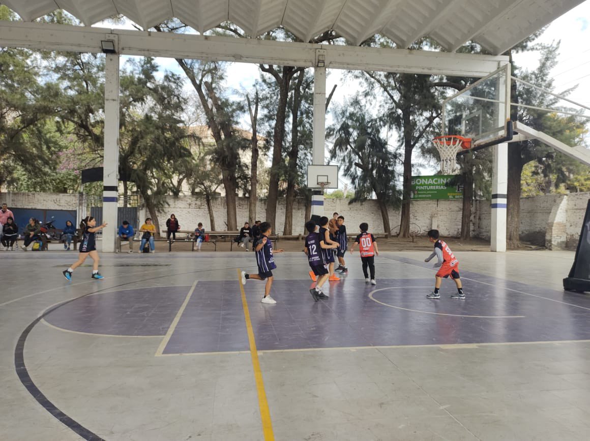 Normal banda VS Fernández BBC 

6ta fecha 
Torneo mini Básquet zona campeonato "Gustavo cuni Aguirre"

Se juego en categoría premini -junior , u12 y u13