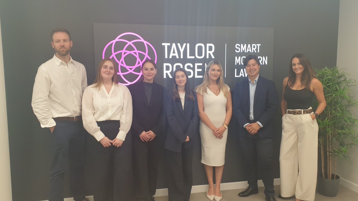 Taylor Rose tweet media