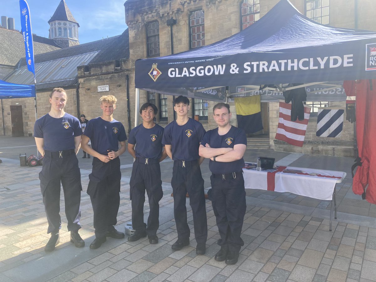 URNU Glasgow is out and about the <a href="/UofGlasgow/">University of Glasgow</a> freshers fair, sharing how to make the most of your university experience! Find us outside the JMS, or speak to one of our members to learn more. #TeamUofG 

0900 - 1700 16th-18th Sept 24