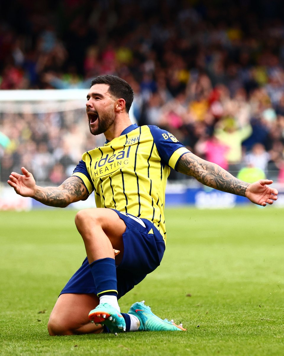 West Bromwich Albion (@wba) on Twitter photo 2 goals. ⚽️
5 chances created. 👀
6 tackles. 👊
4 interceptions. 🔮
3 clearances. 💪
70 touches. 🤯
41 passes completed. 😎
93% pass completion. 😍
An <a href="/alex_mowatt/">Alex Mowatt</a> masterclass vs Portsmouth. 🤩 2 goals. ⚽️
5 chances created. 👀
6 tackles. 👊
4 interceptions. 🔮
3 clearances. 💪
70 touches. 🤯
41 passes completed. 😎
93% pass completion. 😍
An <a href="/alex_mowatt/">Alex Mowatt</a> masterclass vs Portsmouth. 🤩