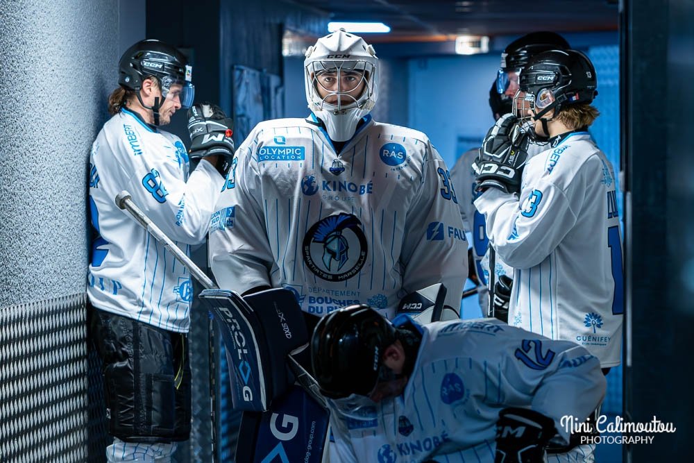 📷 Retour en images pour <a href="/hockeyarchives/">🏒 Hockey Archives 🏒</a> sur le match de cette 1ere journée de <a href="/LigueMagnus/">Synerglace Ligue Magnus</a> : <a href="/BoxersBordeaux/">Boxers de Bordeaux</a> vs <a href="/SpartsMarseille/">Spartiates de Marseille</a> : flickr.com/gp/ninicalimou…