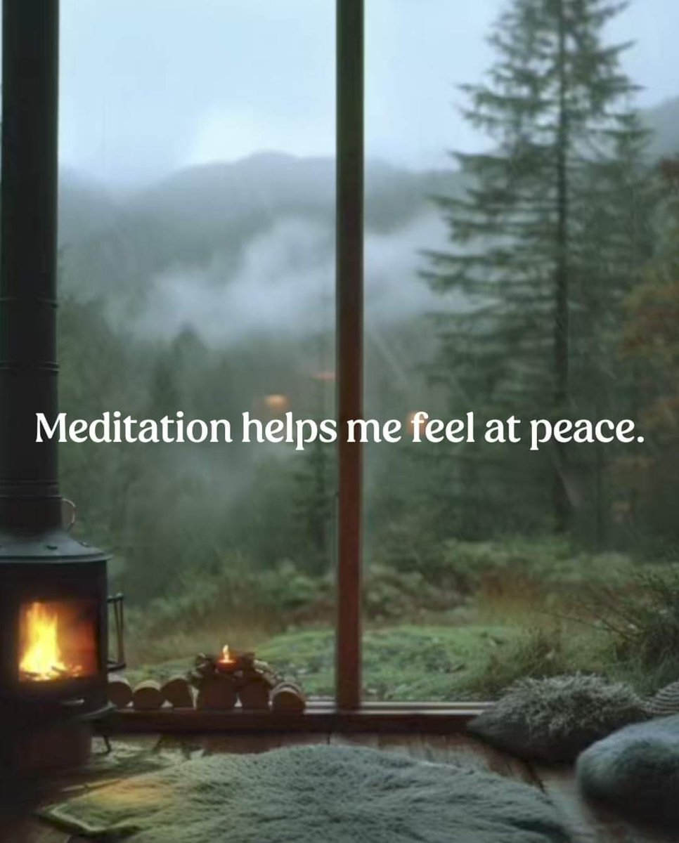 Ryondious's tweet photo. Good Morning Friends! I've been doing a lot of meditating lately. Big things are coming my way and I'm ready for them. Let's make it a magical day today! 😊 Be sure to take care of yourselves: drink water, eat food, and get in some self care 💛🤍 https://t.co/AOJAsP81aE