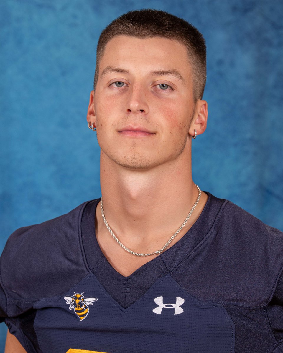 RCTC football gets big win over Central Lakes as Dylan Curry and Trei Ginn lead the way.  rctc.prestosports.com/sports/fball/2…