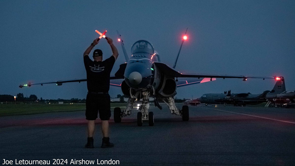 Thank you for a fabulous weekend <a href="/AirshowLondon/">Airshow London</a> !
Photo: Joe Letourneau
