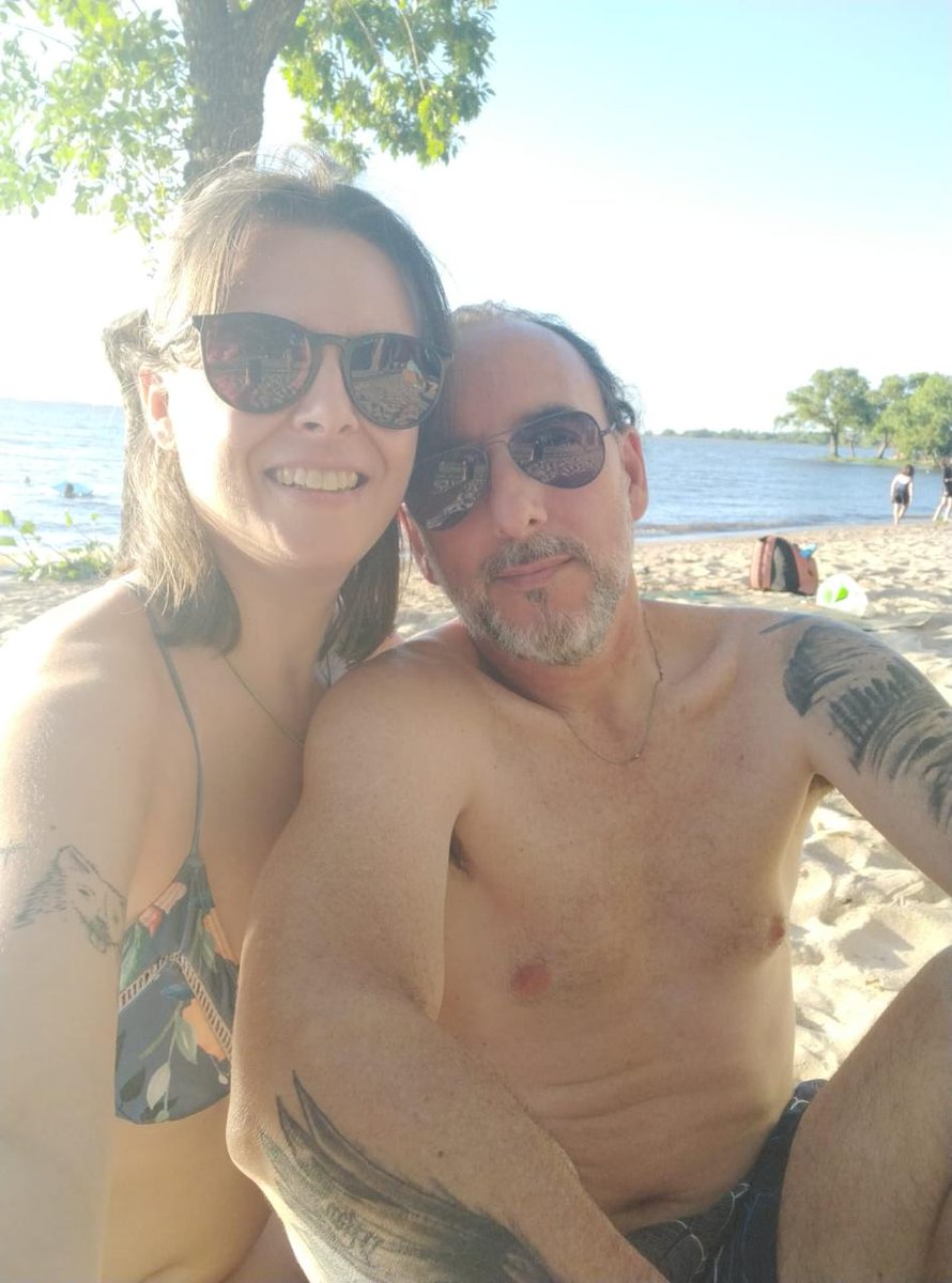 MaCecilia85's tweet photo. Deseando vacaciones.

#carmelouruguay #vacaciones #Couple #beach #playa #15Sep https://t.co/HOD73VHzVq