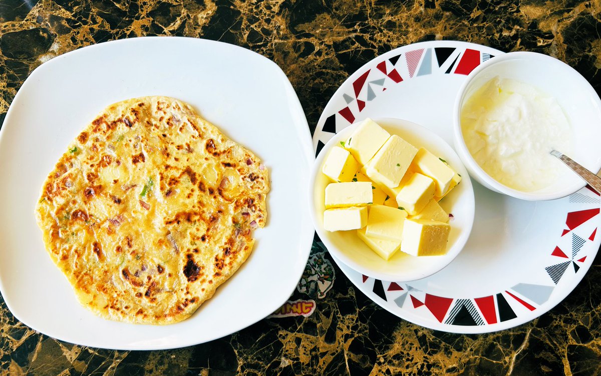SpiceTwistIndia's tweet photo. Today’s menu: Aloo parantha, made with love and a touch of nostalgia.😋Flaky, spicy, and absolutely comforting. Stay tuned for the recipe!🤤
#Indianbread #comfortfood https://t.co/otMmMJkxSp