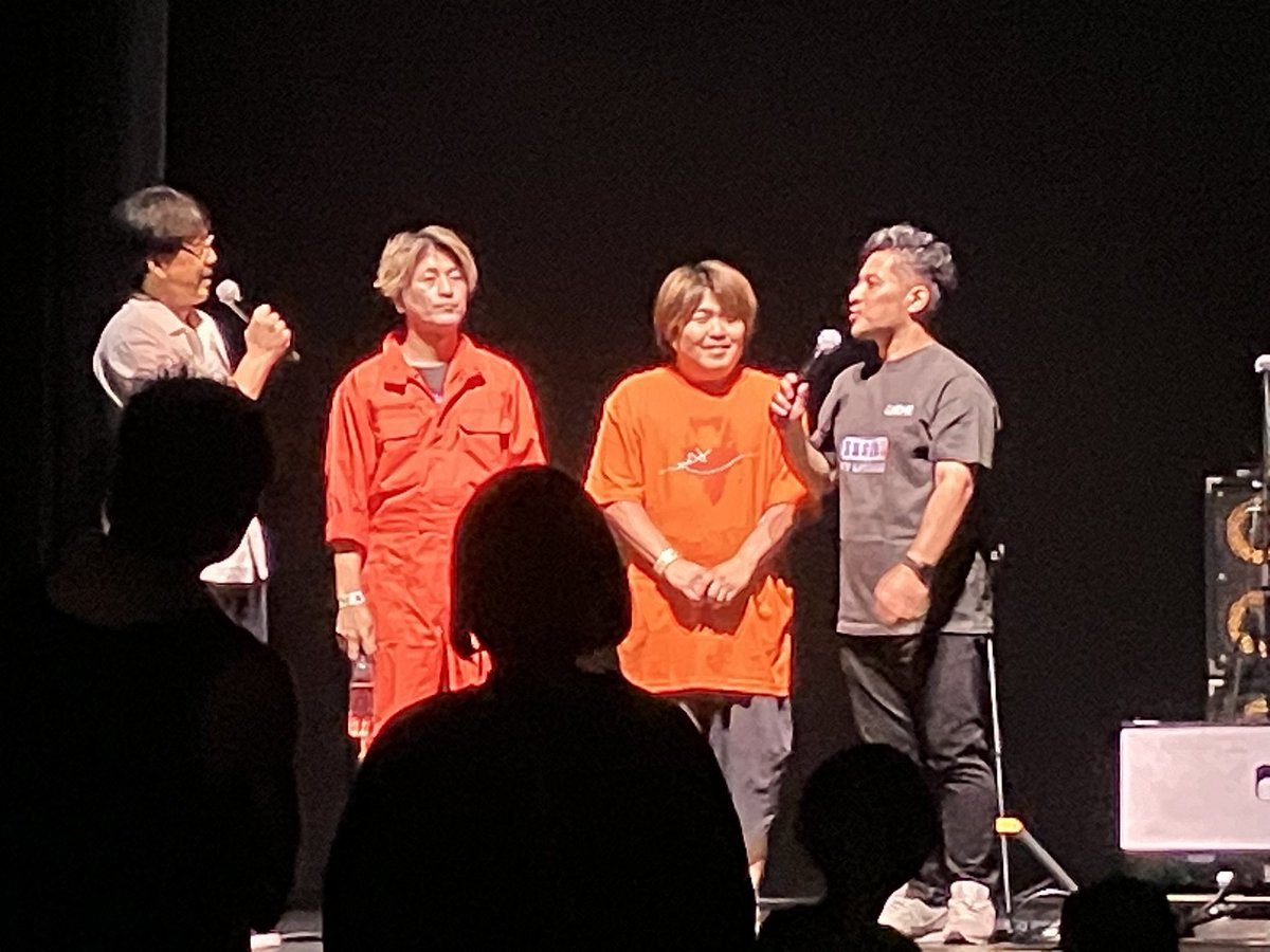 naruchip1's tweet photo. オレンジ色の吉田さんを観に行ってきた🍊

#hubfes #ハブフェス https://t.co/ZySvm1iHoS