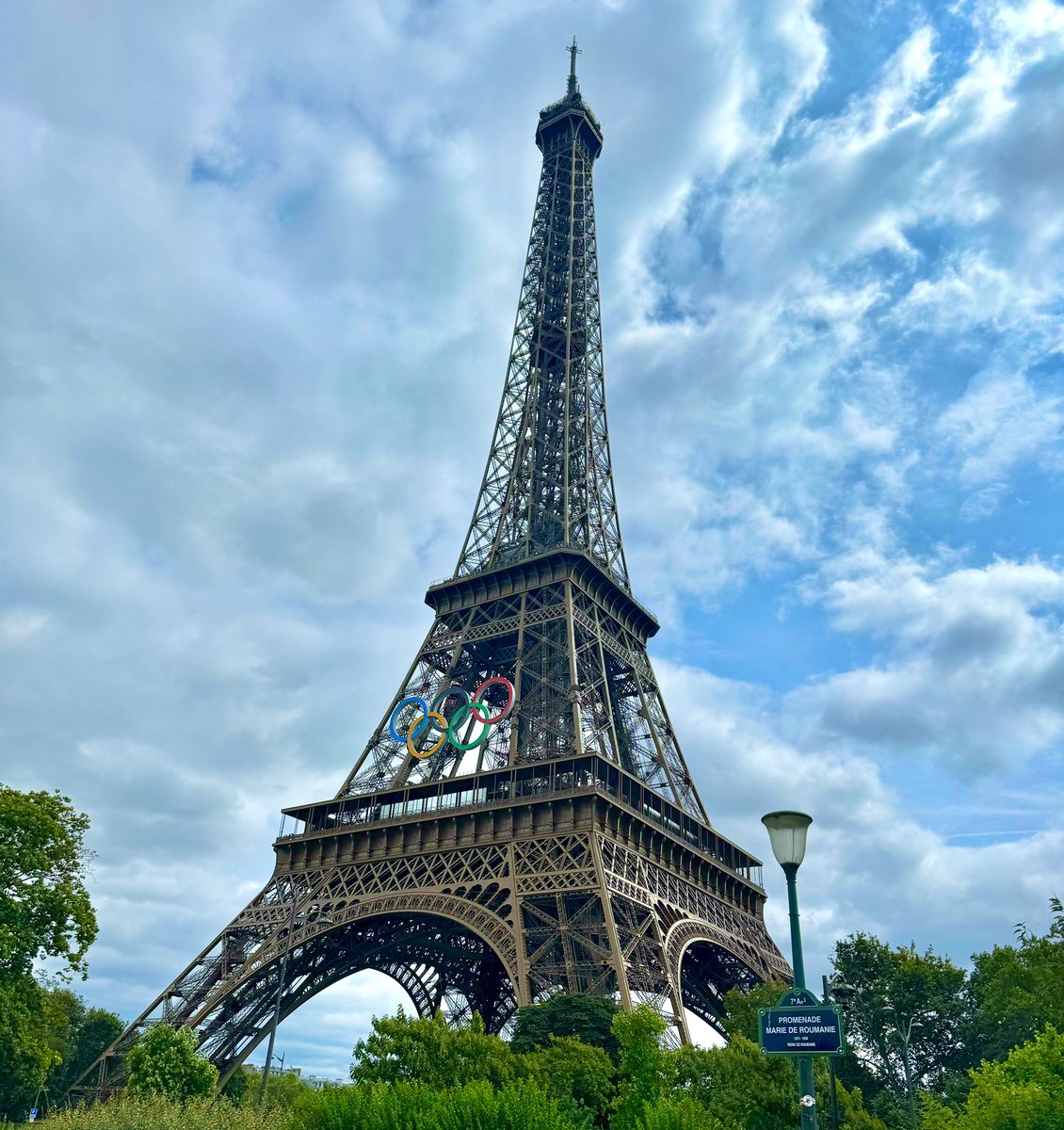 morgen_caillaud's tweet photo. ✨ 14/09/2024 ✨ 

Le rideau tombe sur Paris 2024, et quelle meilleure façon de clôturer cette aventure qu’avec la Parade des Champions ! 🏅

Petit aperçu en images 👀 :

1️⃣ : 🗼

2️⃣ : 🏊‍♂️ 4x🥇+🥉

3️⃣ : 🏓🔥

4️⃣ : 🙏

📸 Crédits Photo 2 : Franck Dubray 📸 https://t.co/kmcNWXDUsp
