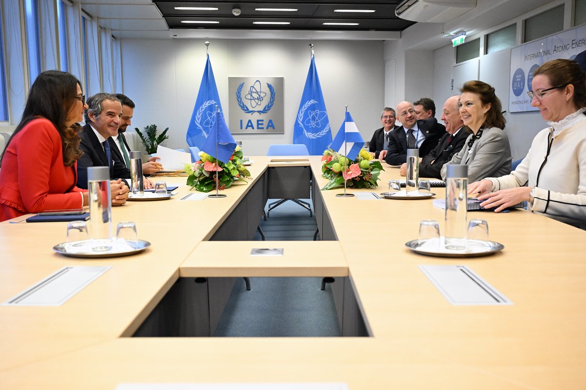 Cancilleria_Ar's tweet image. Canciller Mondino en Austria: agenda focalizada en tecnología nuclear y energía atómica; reuniones con el titular del OIEA y canciller de Hungría

La Canciller Mondino arribó a Austria para participar en la 68° Conferencia General del Organismo Internacional de Energía Atómica…