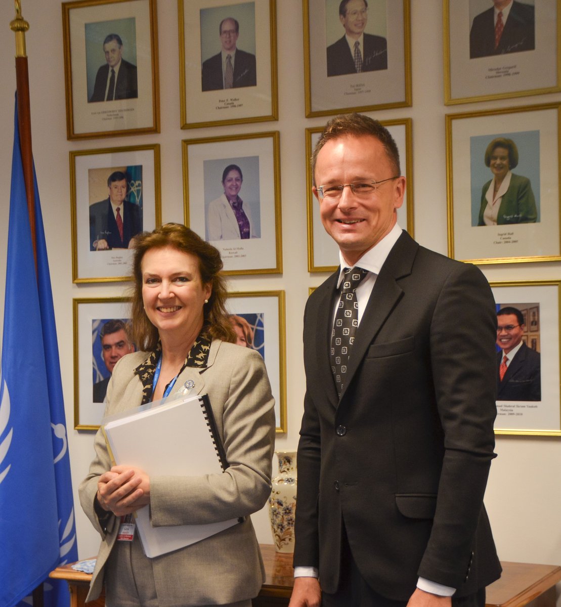 Cancilleria_Ar's tweet image. Canciller Mondino en Austria: agenda focalizada en tecnología nuclear y energía atómica; reuniones con el titular del OIEA y canciller de Hungría

La Canciller Mondino arribó a Austria para participar en la 68° Conferencia General del Organismo Internacional de Energía Atómica…