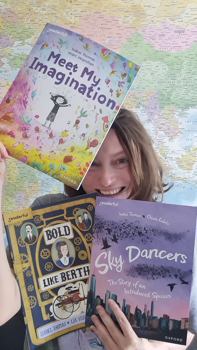 Hello three new #Readerful titles 🥰 part of the beautiful new fluency series from <a href="/OUPPrimary/">Oxford Primary</a> proud to be part of it with these magnificent illustrators #chiarafedele <a href="/MarcMoynihan/">Marc Moynihan</a>  <a href="/liavisirin/">lia visirin</a>  

I'll gift this set of 3 to a UK primary school... RT &amp; follow by 18/9 to enter!