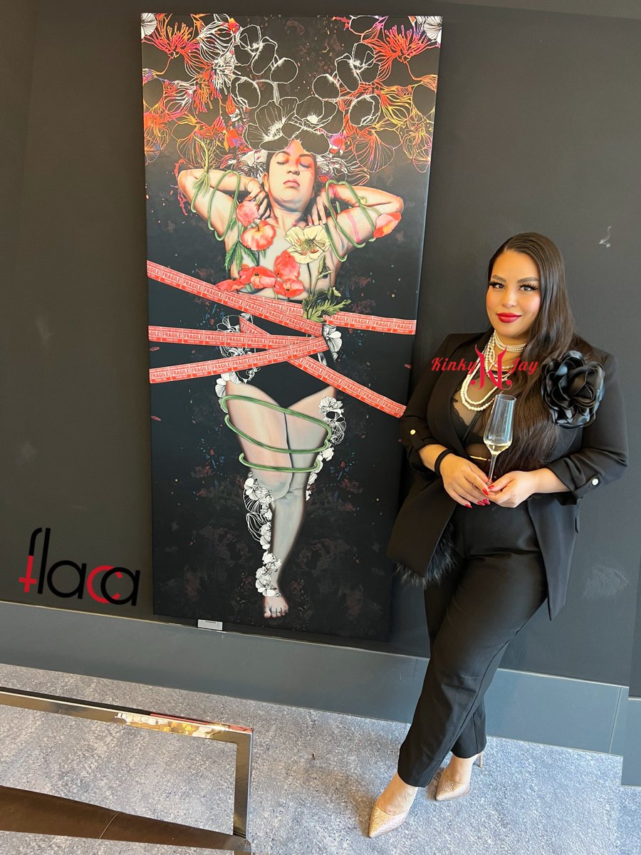 Liebe @flacasart,
es macht mich stolz, Teil deiner Kunst zu sein und in deinen Werken verewigt zu werden. Du fängst nicht nur die äußere Schönheit ein, sondern erzählst auch tiefere Geschichten. Danke, dass ich ein Teil davon sein darf!

Freue mich auf weitere Projekte ❤️