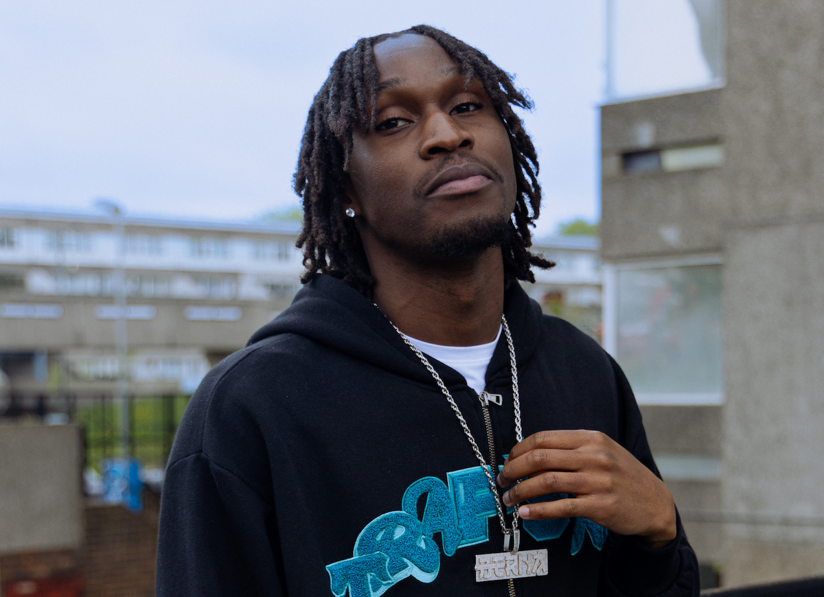 .<a href="/OneBrna/">B E R N A 🔥</a> returns with new nine-track mixtape 'East2Essex'.

🔗 bit.ly/4gt2zpS