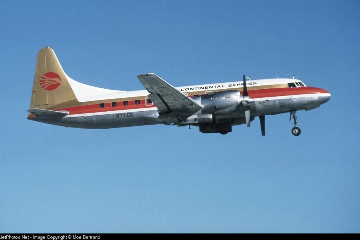 flycontinental1's tweet image. Rocky Mountain Airlines feeds passengers into our Denver hub as Continental Express. #airplane #airport #avgeek #avgeeks #travel #ContinentalAirlines