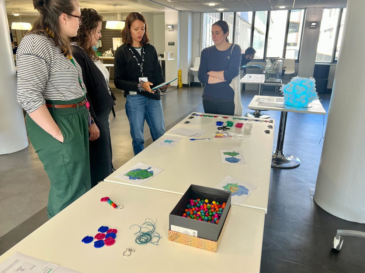 RiboCode's tweet image. Today Tiffany and Nan from the Leeds team showcased some of RiboCode's outreach materials at the @ScienceLeeds Faculty Research Celebration.
A brilliant day celebrating the inspiring science and innovation happening across FBS.
Thanks for inviting us!