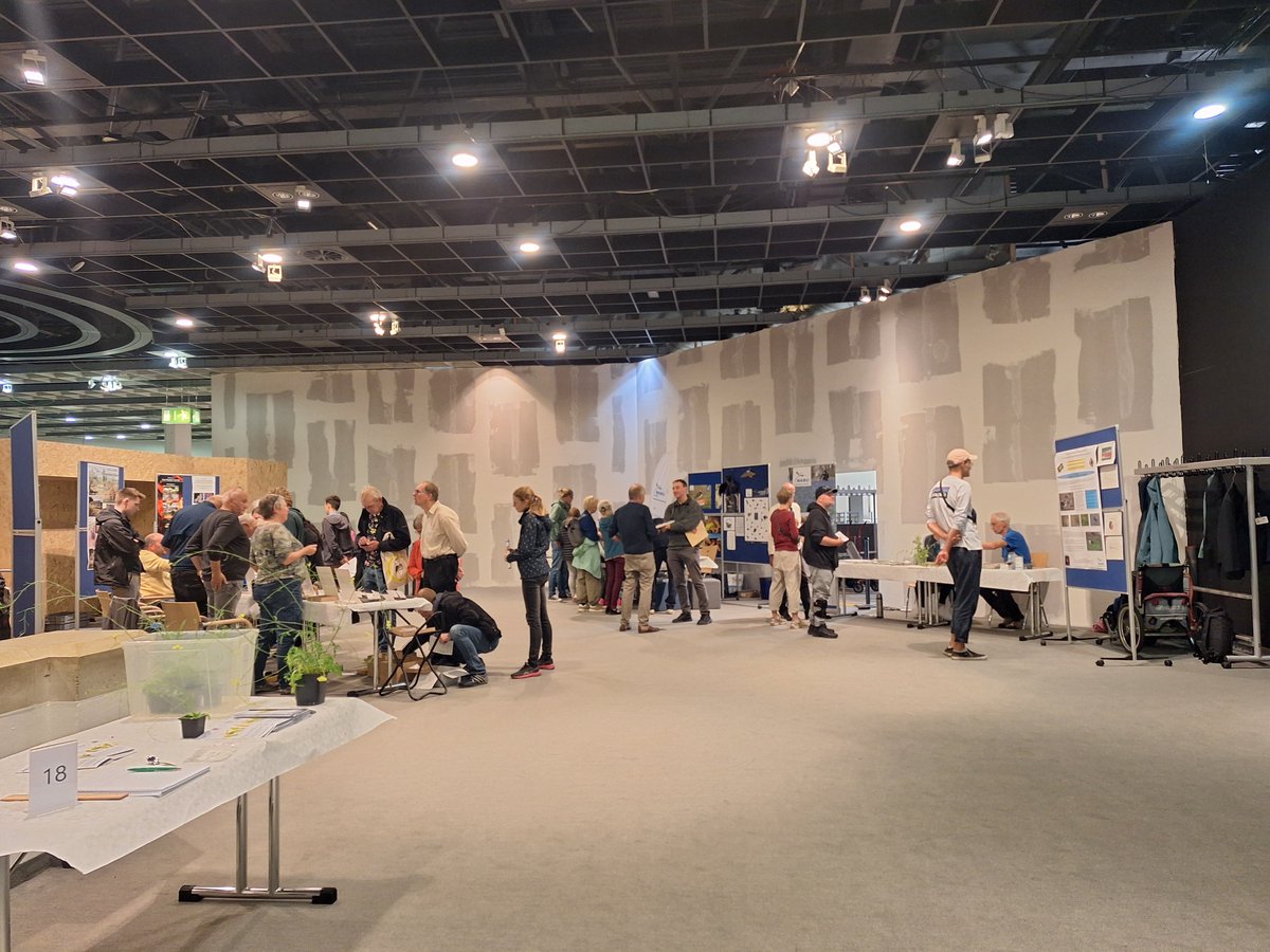 Nordrhein-Westfälische Ornithologengesellschaft (@nworni) on Twitter photo Wir waren am Samstag beim #Ehrenamt|sforum im LWL-Museum für Naturkunde in #Münster mit einem Stand vertreten und haben Werbung für #Vogelkunde und #Vogelschutz in #NRW gemacht.
<a href="/lwl_aktuell/">Landschaftsverband Westfalen-Lippe (LWL)</a> Wir waren am Samstag beim #Ehrenamt|sforum im LWL-Museum für Naturkunde in #Münster mit einem Stand vertreten und haben Werbung für #Vogelkunde und #Vogelschutz in #NRW gemacht.
<a href="/lwl_aktuell/">Landschaftsverband Westfalen-Lippe (LWL)</a>